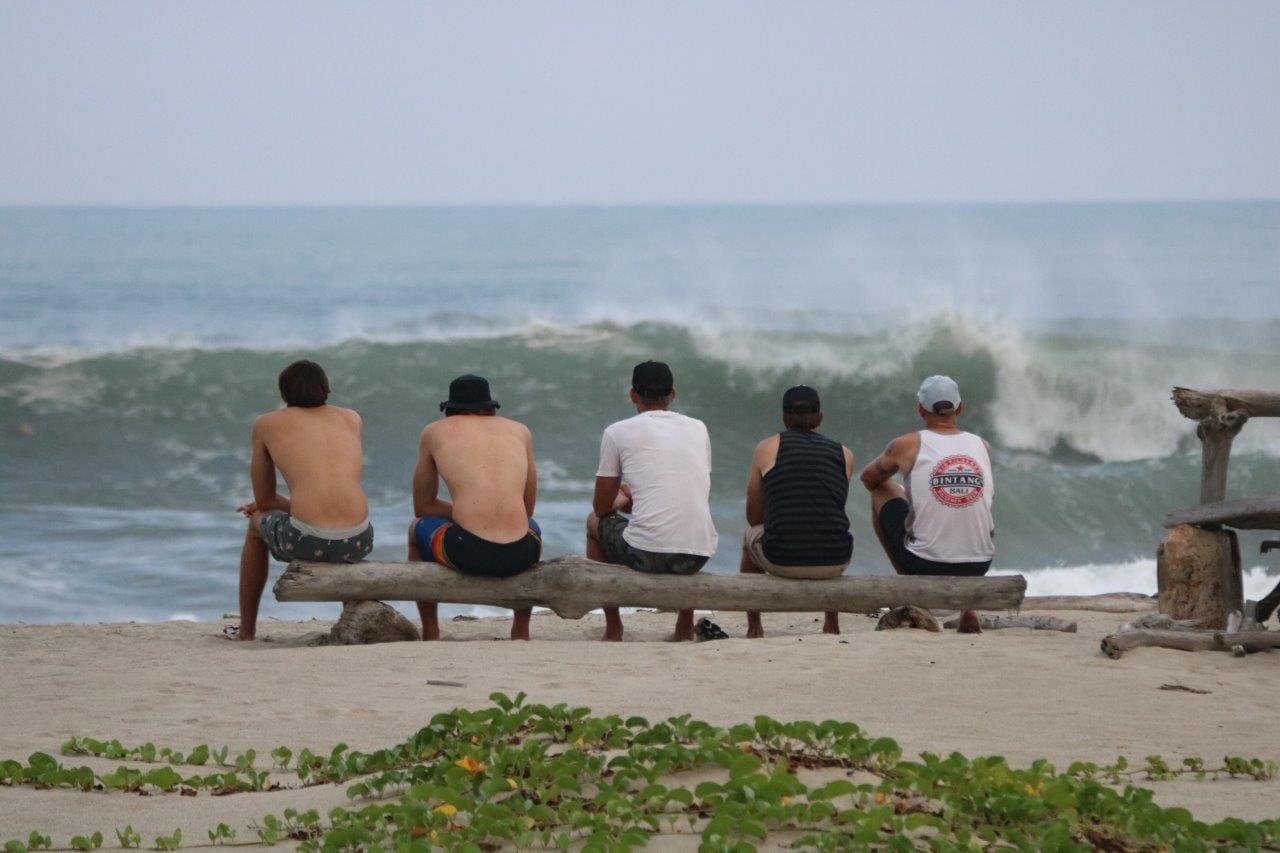 Surfing lessons in Huatulco